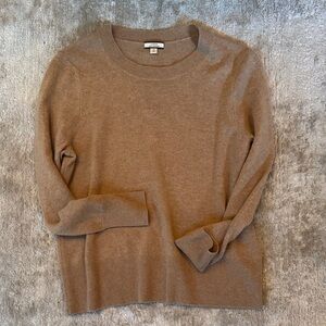 J Crew cashmere crewneck, sz M